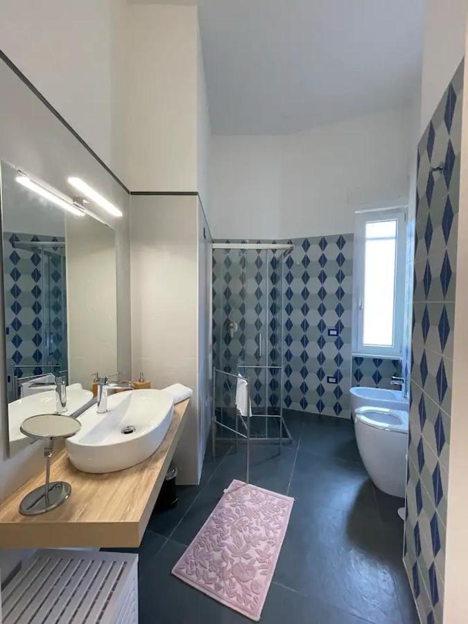 Un Passo Dal Treno Piazza Vittorio Veneto 36-salerno Station Homestay Salerno